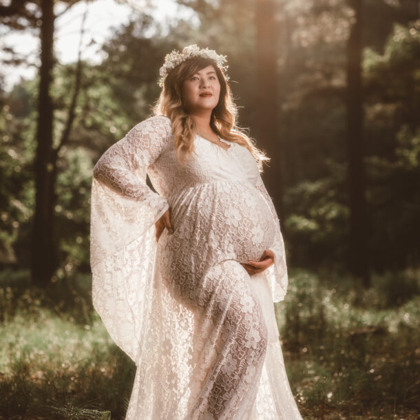 Maternity photoshoot at Stumpy Lake in Virginia Beach.