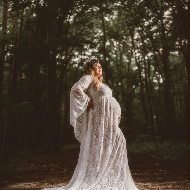 Maternity photoshoot at Stumpy Lake in Virginia Beach.