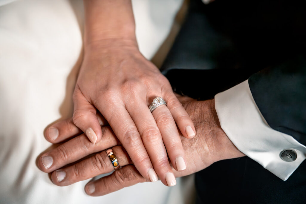 Elopement intimate wedding portraits at Glen Gordon Manor in Huntly, Virginia.