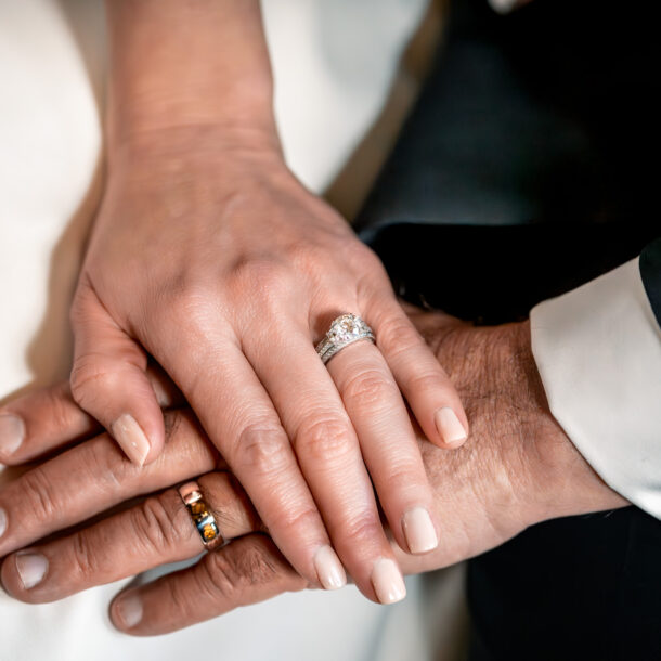 Elopement intimate wedding portraits at Glen Gordon Manor in Huntly, Virginia.